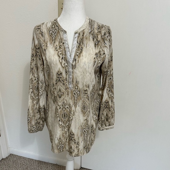 CHICO’S | Women’s Metallic IKat Dreams Lorelai Sequin Tunic Top Blouse Sz 0 S - Picture 1 of 10